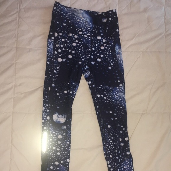 Activewear leggings - Picture 1 of 2